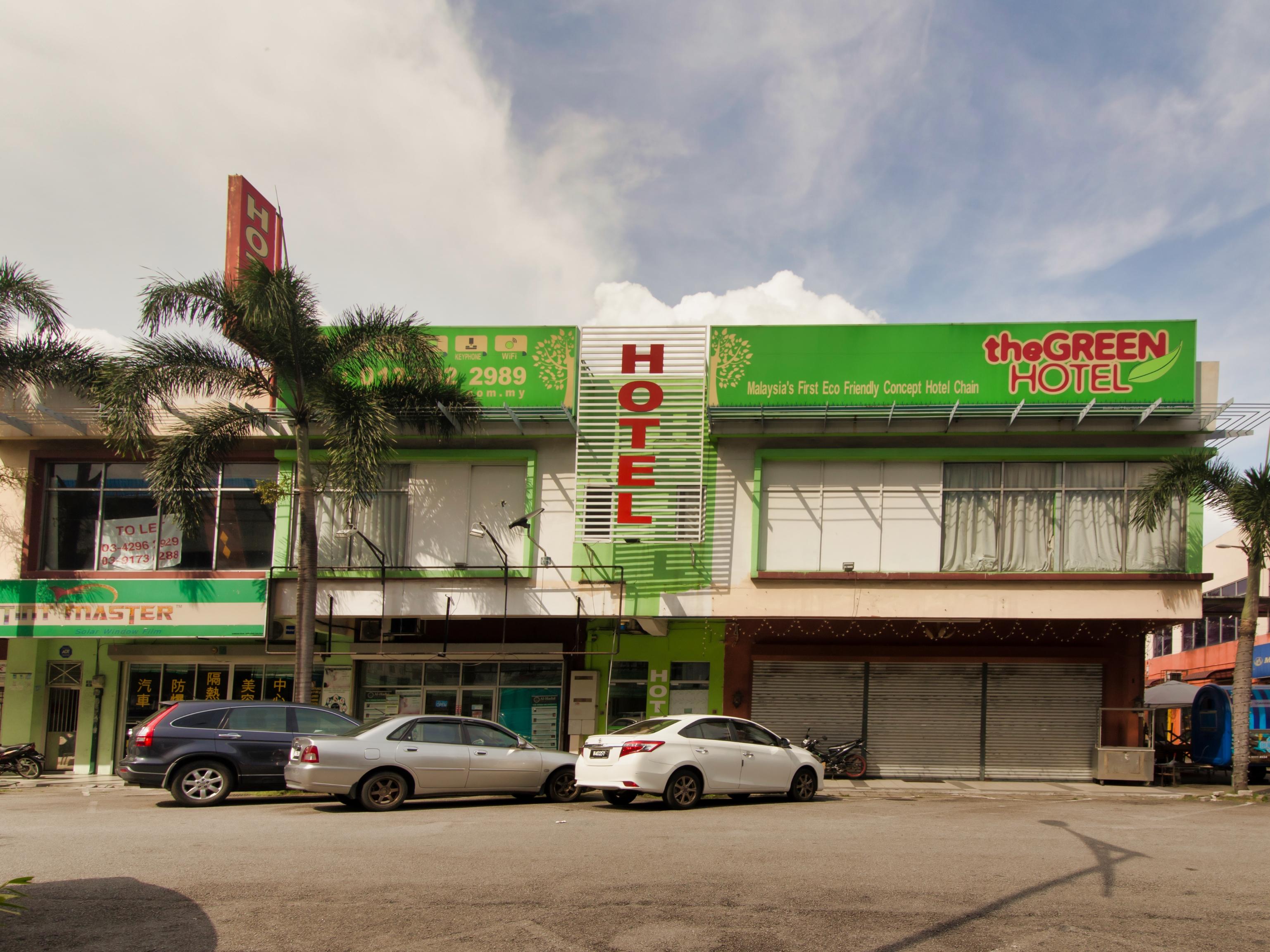 Oyo 479 The Green Hotel Ampang  Esterno foto
