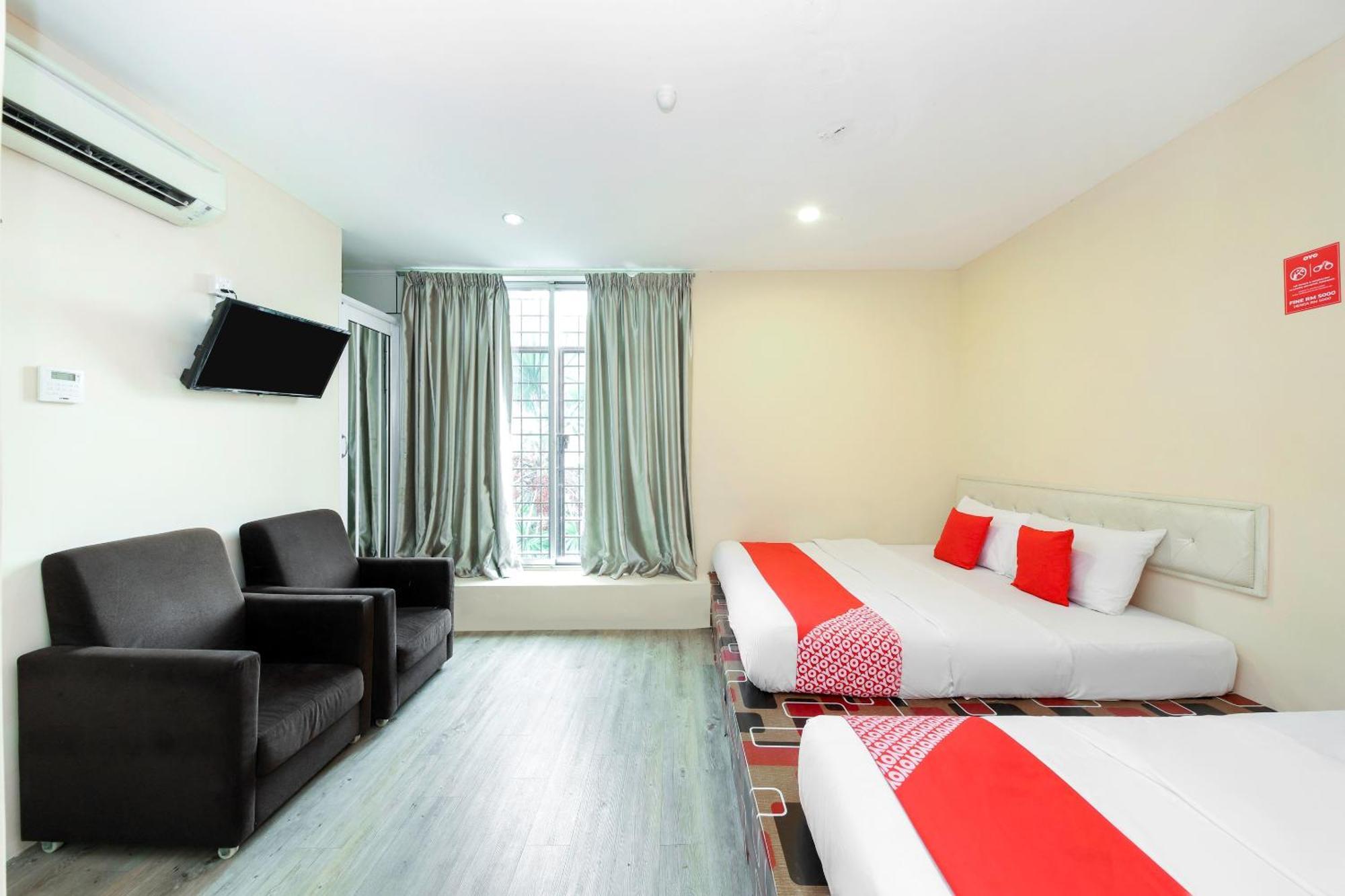 Oyo 479 The Green Hotel Ampang  Esterno foto