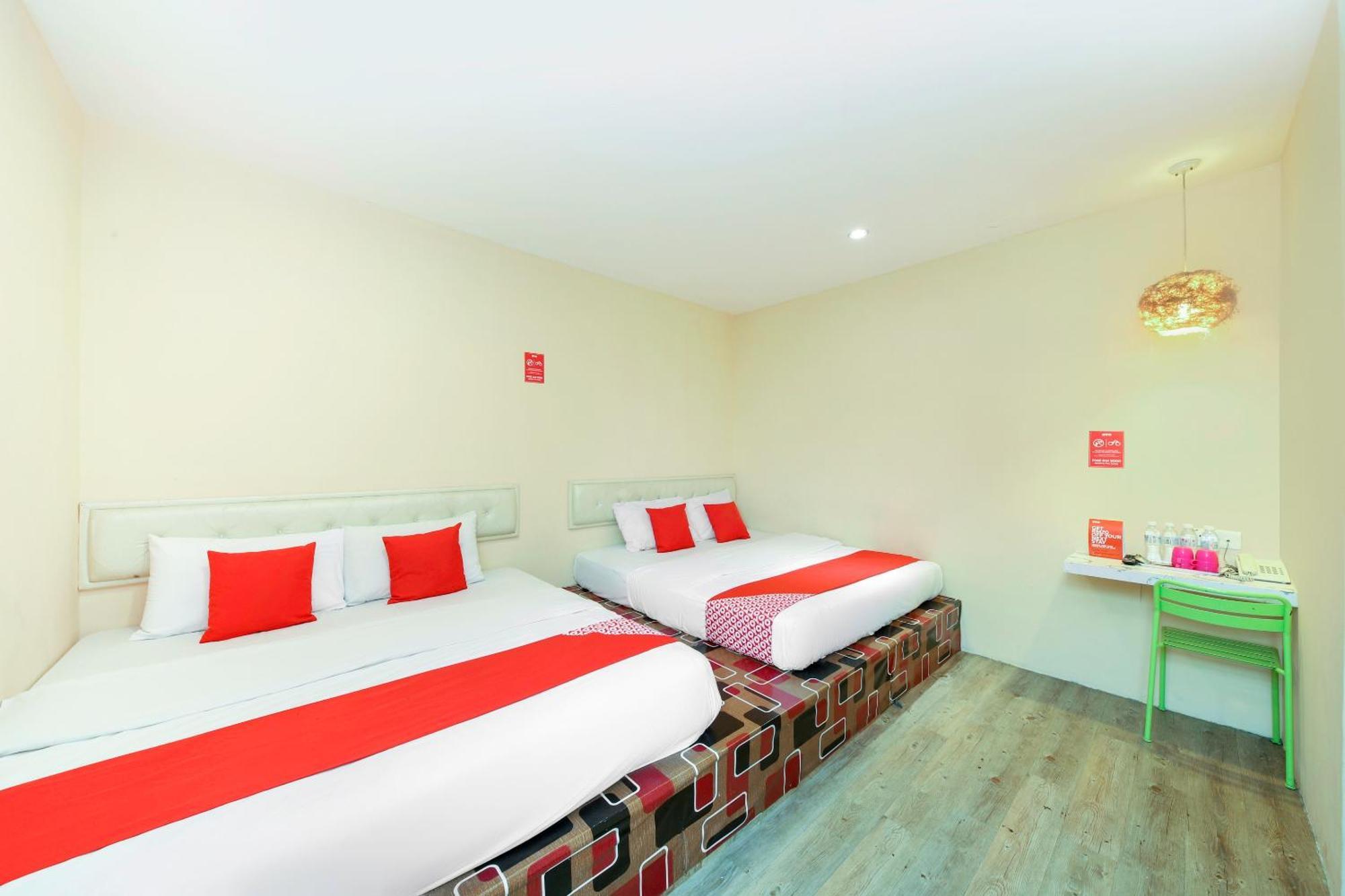 Oyo 479 The Green Hotel Ampang  Esterno foto