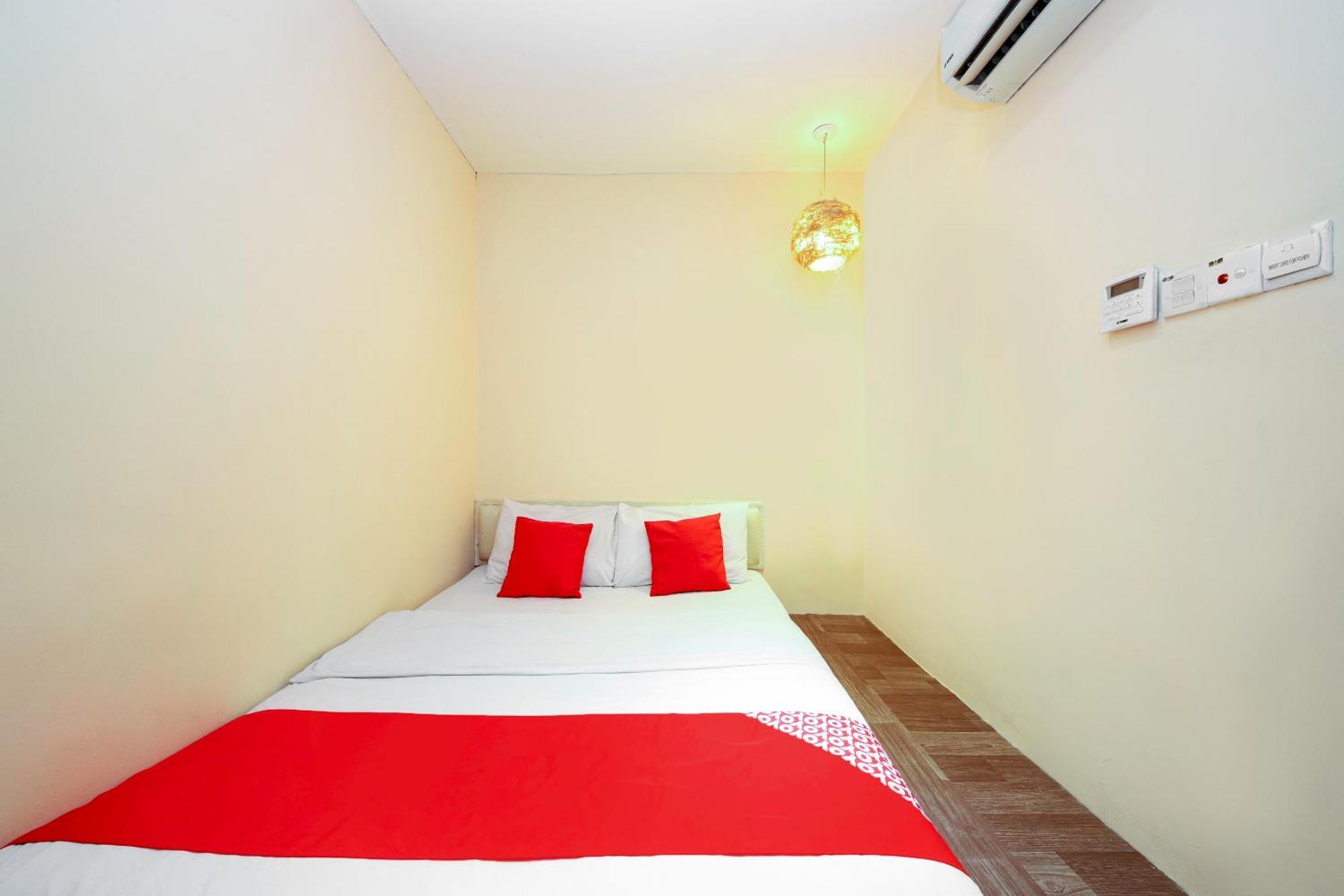 Oyo 479 The Green Hotel Ampang  Esterno foto