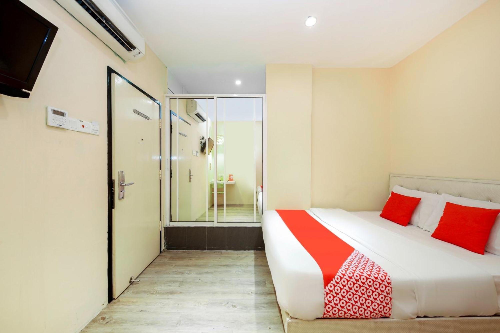 Oyo 479 The Green Hotel Ampang  Esterno foto