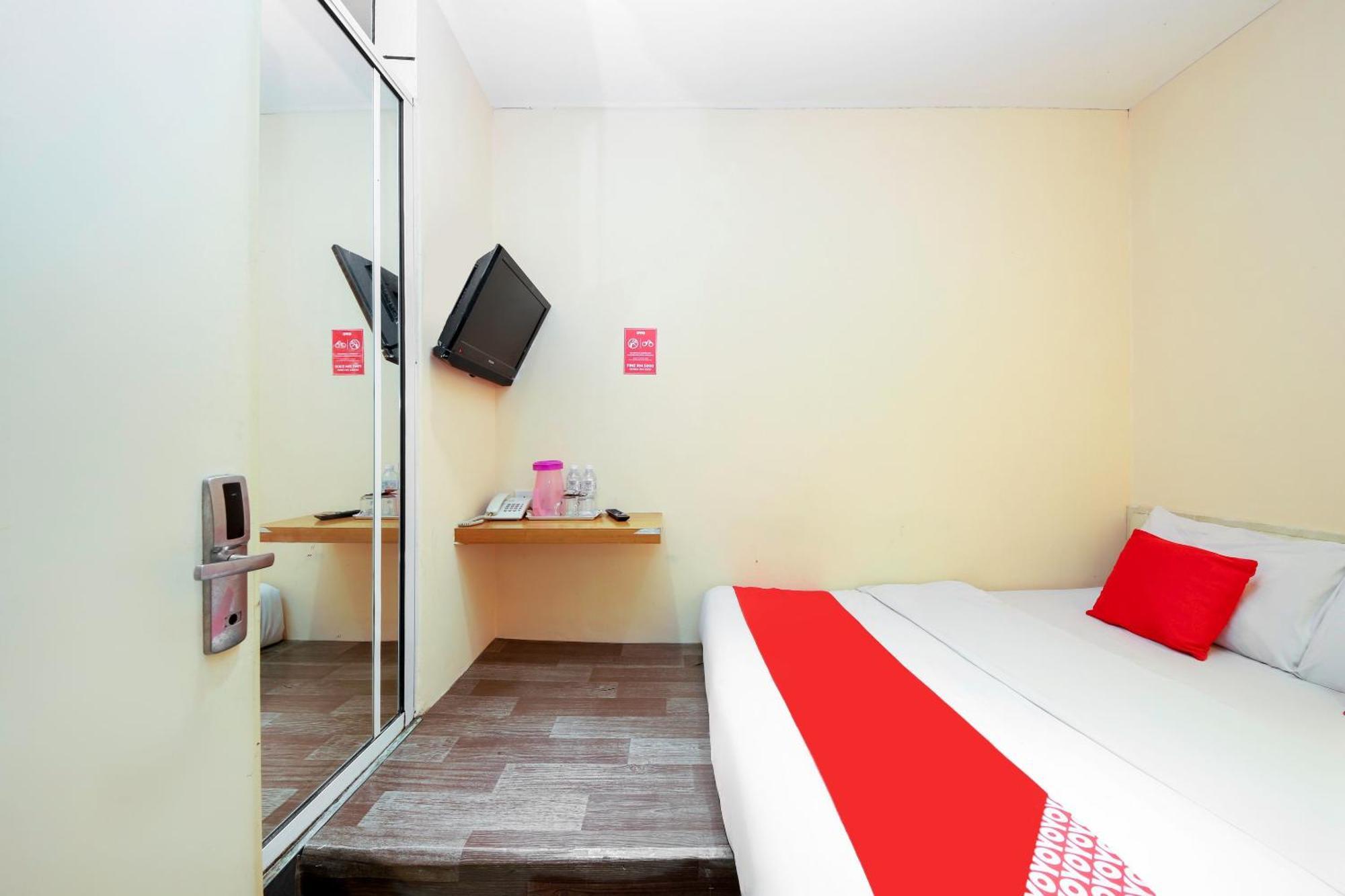 Oyo 479 The Green Hotel Ampang  Esterno foto