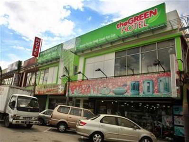 Oyo 479 The Green Hotel Ampang  Esterno foto
